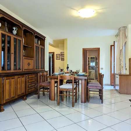 5min Dal Mare 8 Persone Terrazza Aria Condizionata Apartment